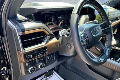 2025 GMC Yukon Denali Ultimate