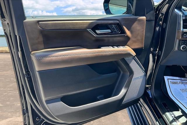 2025 GMC Yukon Denali Ultimate