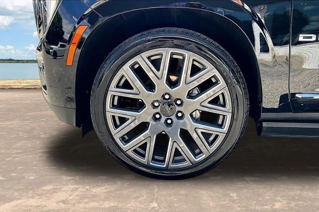 2025 GMC Yukon Denali Ultimate