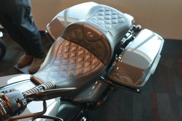 2022 Harley Davidson Road Glide Base
