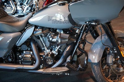 2022 Harley Davidson Road Glide Base