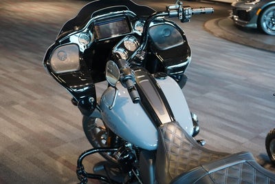 2022 Harley Davidson Road Glide Base