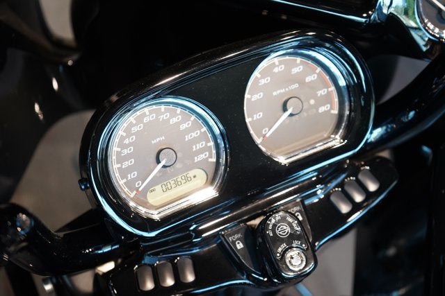 2022 Harley Davidson Road Glide Base