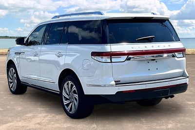 2022 Lincoln Navigator Reserve