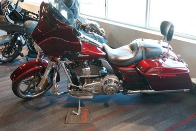 2014 Harley Davidson Street Glide Base