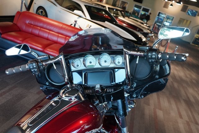2014 Harley Davidson Street Glide Base